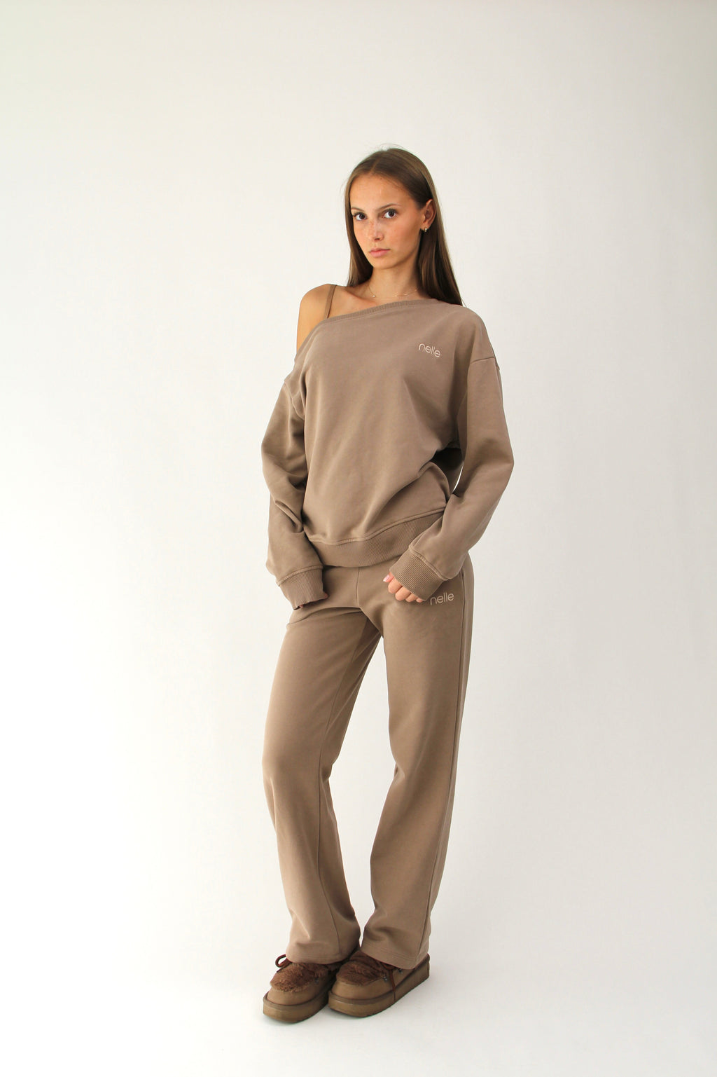 EVERYDAY OFF SHOULDER TOP NOUGAT