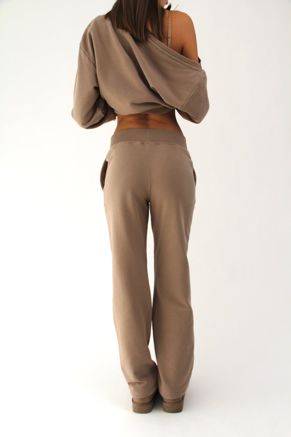 EVERYDAY STRAIGHT LEG PANTS NOUGAT